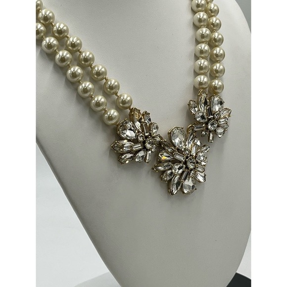 J. Crew Pearl and Rhinestone Cluster
Costume hand knotted Statement Necklace - Picture 14 of 14